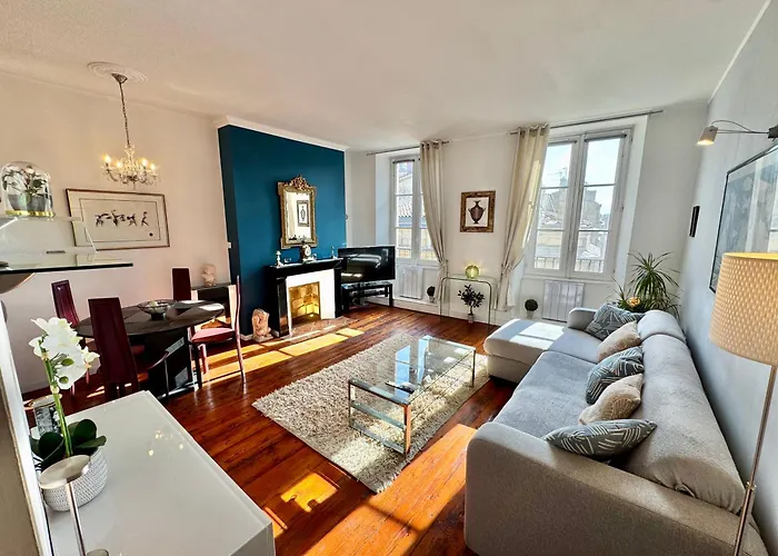 波多伦特公寓 * 波尔多